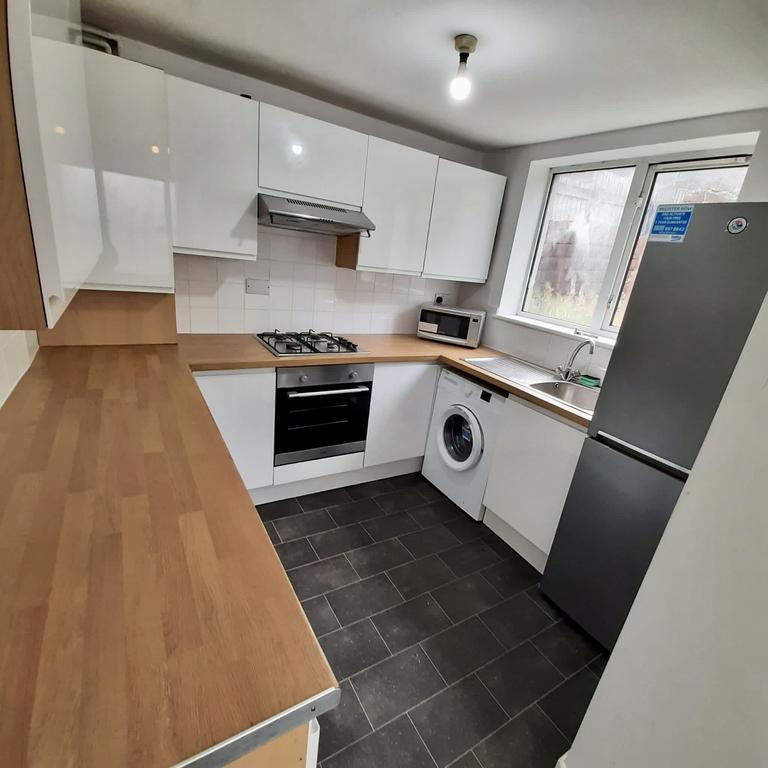 Cromwell Street, Townhill, Swansea, SA1 6EY