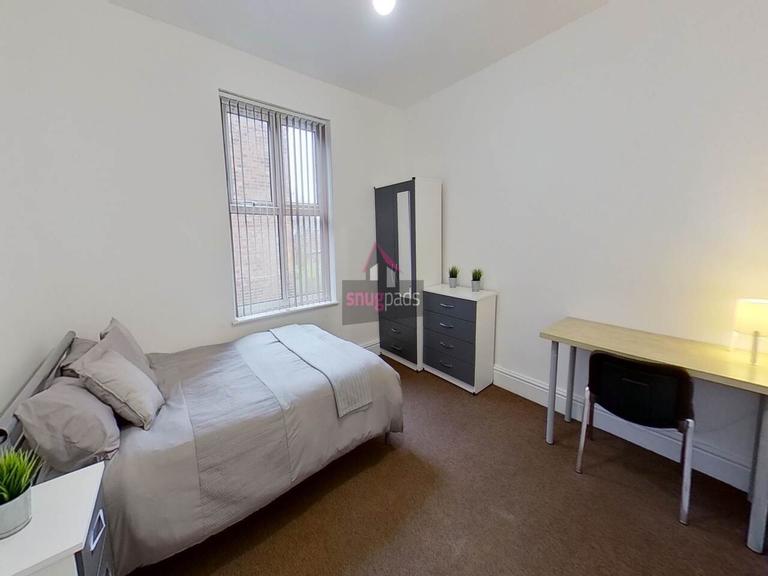 Bolton Road, Salford, Manchester, M6 7HL