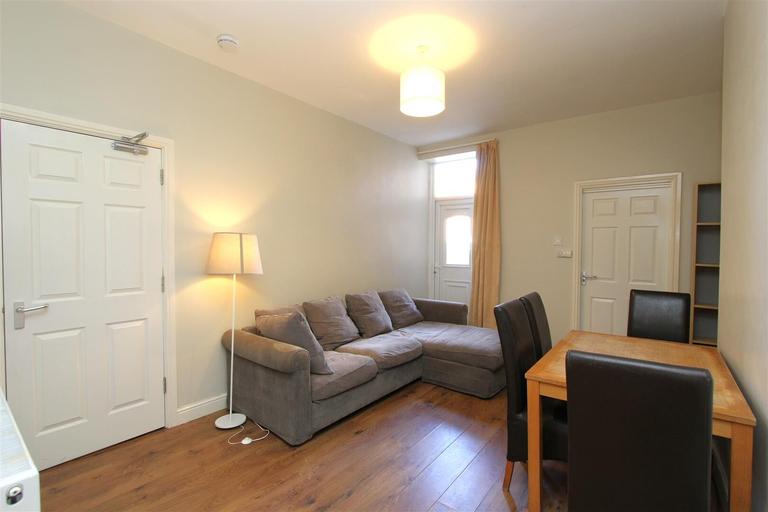 Myrtle Grove, Jesmond, Jesmond, Newcastle, NE2 3HT