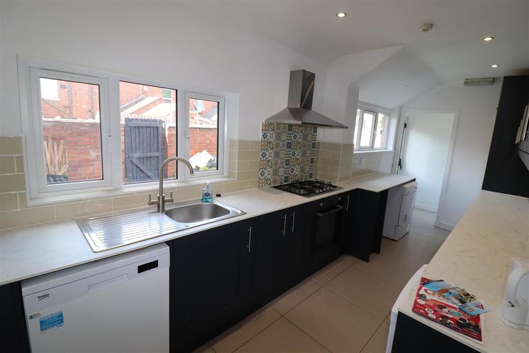 Monks Road, Lower Coundon, Coventry, CV1 2BZ