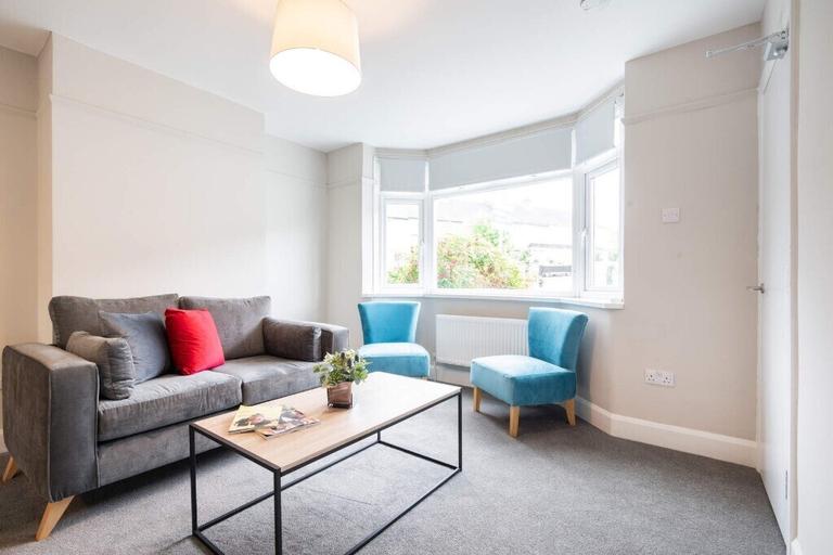 3 bedroom house for rent Mortimer Road, Bristol, BS34 7LF UniHomes