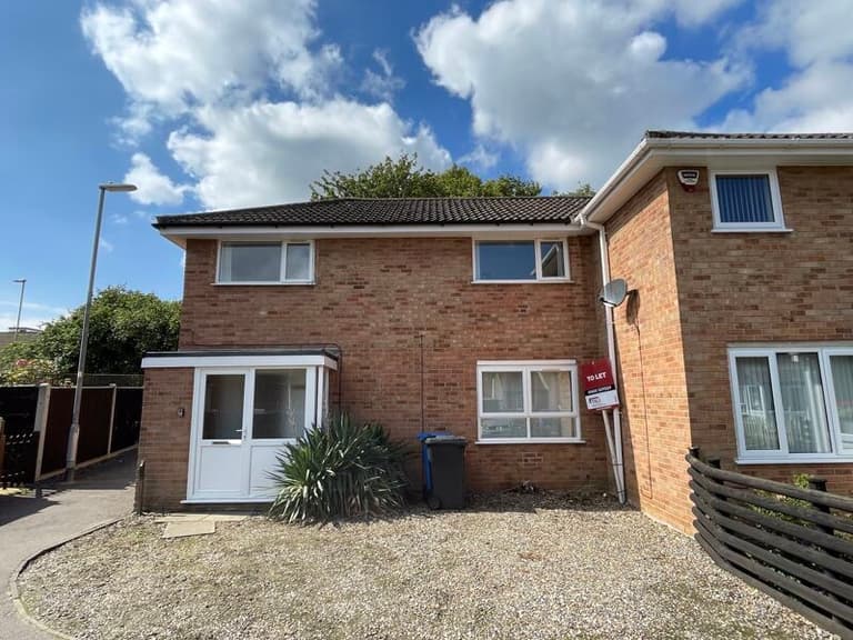 3 bedroom house for rent Walcot Close, Norwich, NR5 9AJ UniHomes