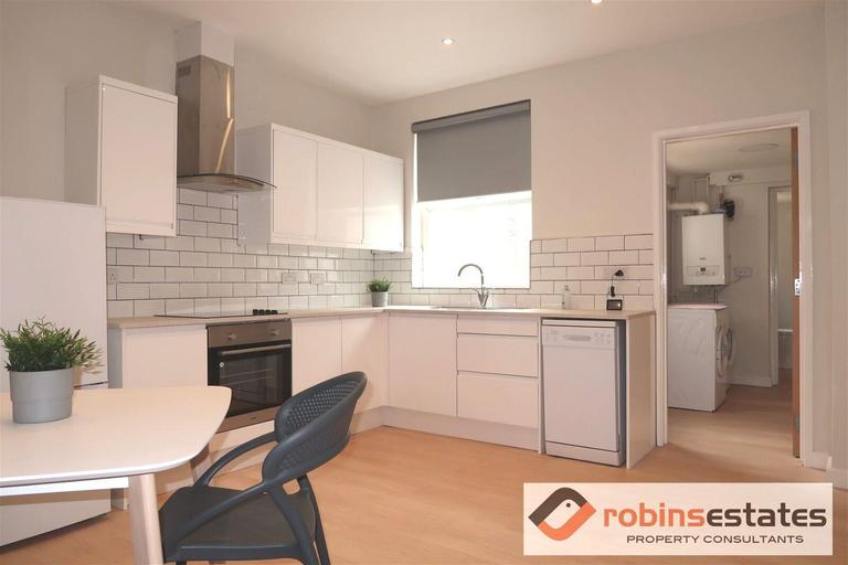 Lonsdale Road, Radford, Nottingham, NG7 3DU