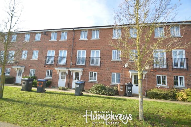 Cunningham Avenue, Hatfield, Hertfordshire, AL10 9LR