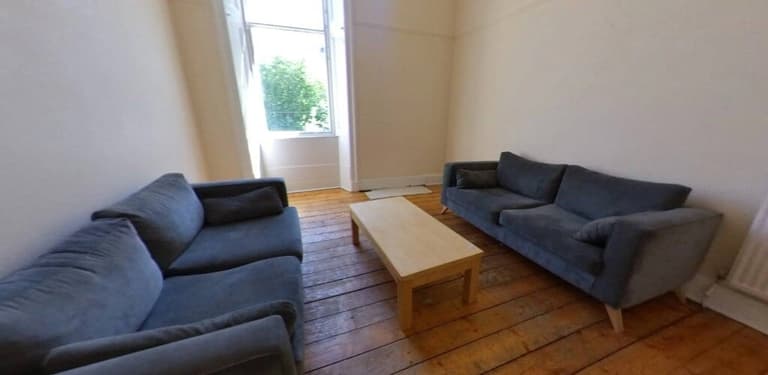 Hillhead Street, West End, Glasgow, G12 8PZ Hillhead Street, West End, Glasgow, G12 8PZ
