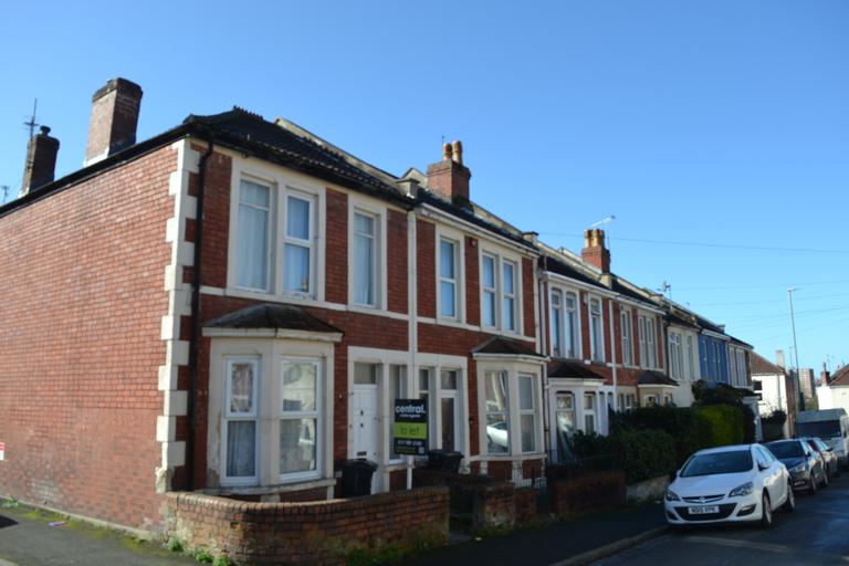 York Road, Eastville, Bristol, BS5 6BJ