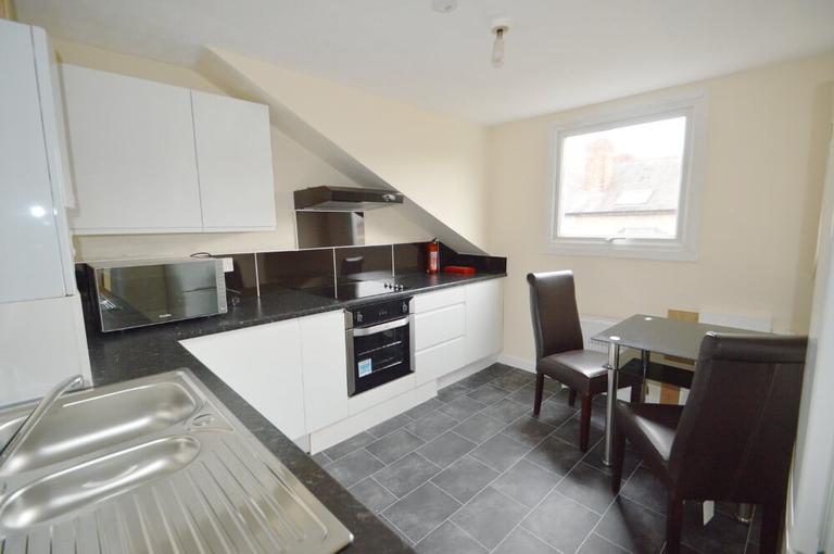 1 bedroom apartment for rent Grenfell Road, Flat 3, Manchester, M20 6TG UniHomes