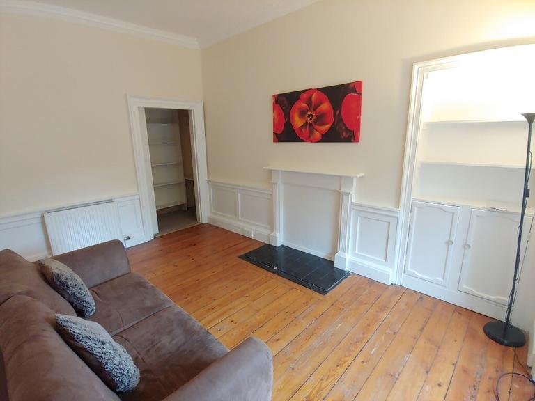 St Patrick Street, Newington, Edinburgh, EH8 9HB