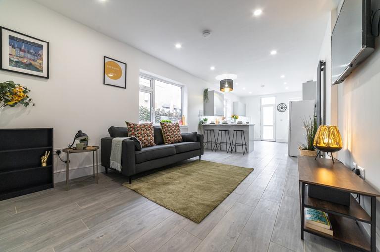 Plasturton Avenue, Canton, Cardiff, CF11 9HJ