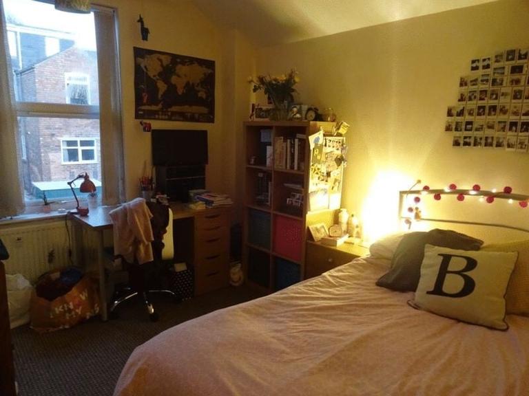 Rolleston Drive, Lenton, Nottingham, NG7 1JZ