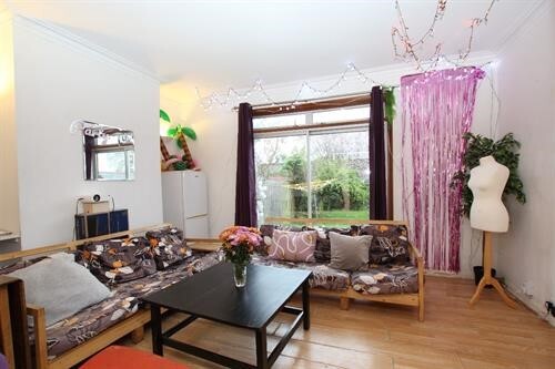 Kingston Road, Kingston upon Thames, London, KT1 3PB