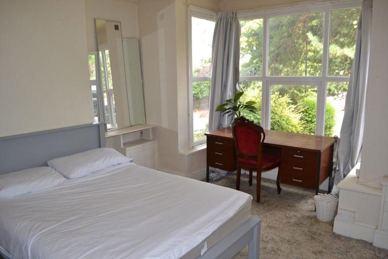 Bournbrook Road, Selly Oak, Birmingham, B29 7BT