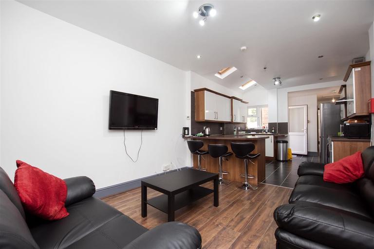 7 bedroom house for rent Dawlish Road, Birmingham, B29 7AS UniHomes