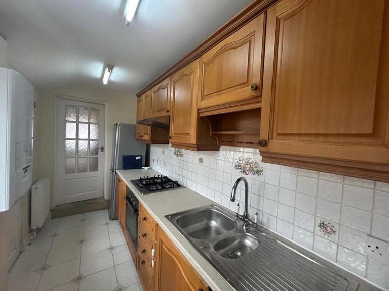 Englefield Green Egham, Egham, Surrey, TW20 0QT