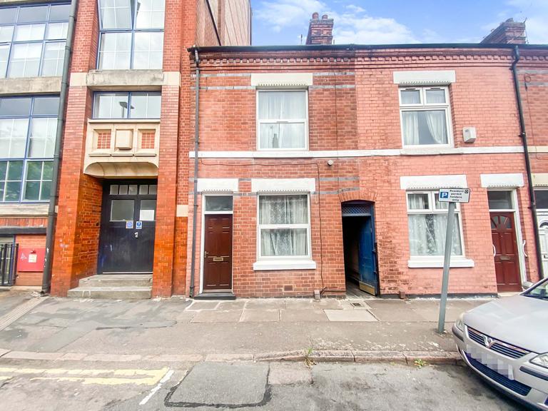 4 bedroom house for rent Ullswater Street, Leicester, LE2 7DU UniHomes