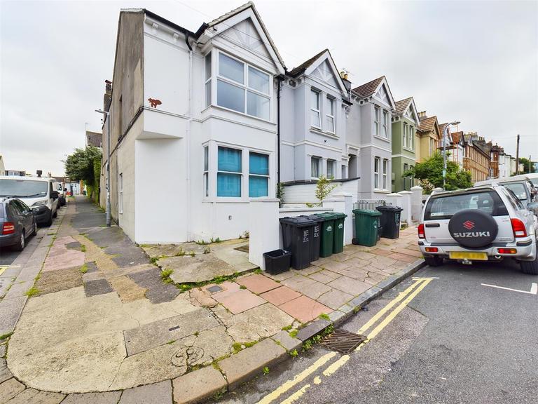 2 bedroom apartment for rent Brading Road, Brighton, BN2 3PD UniHomes