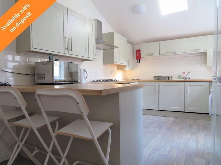 Playfair Road, Southsea, Portsmouth, PO5 1EQ