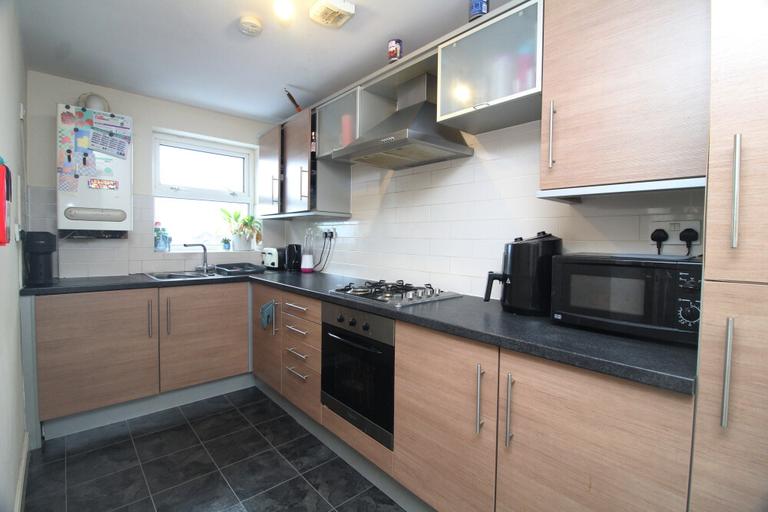 Glossop Road, Broomhill, Sheffield, S10 2HP