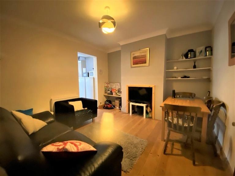 Lorne Road, Oldfield Park, Bath, BA2 3BY