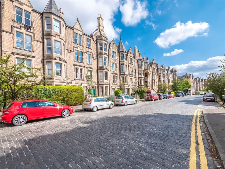 Warrender Park Road, Marchmont, Edinburgh, EH9 1EN Warrender Park Road, Marchmont, Edinburgh, EH9 1EN