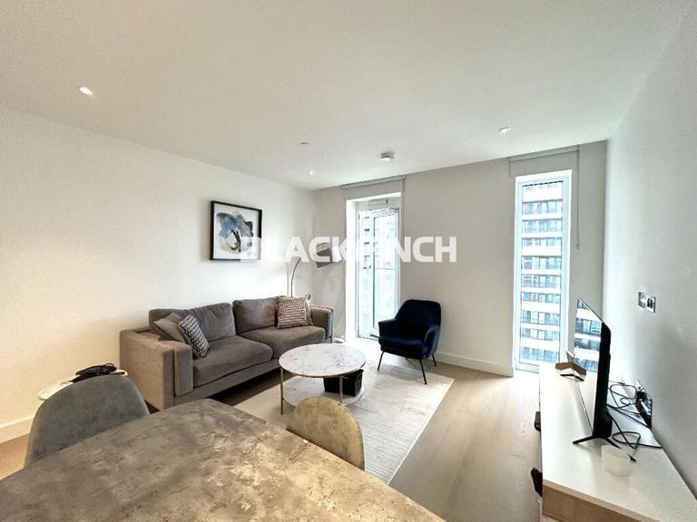 Fountain Park Way, Hammersmith & Shepherd's Bush, London, W12 7LD