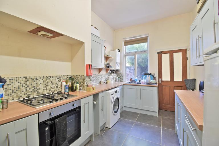 Clarkehouse Road, Broomhill, Sheffield, S10 2LB
