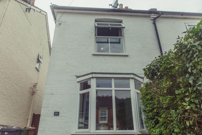 Ludlow Road, Guildford, Surrey, GU2 7NR