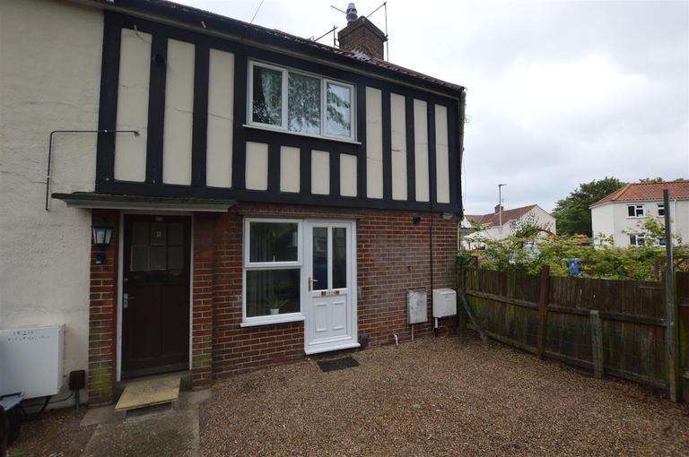 3 bedroom apartment for rent Gipsy Lane, Norwich, NR5 8AZ UniHomes