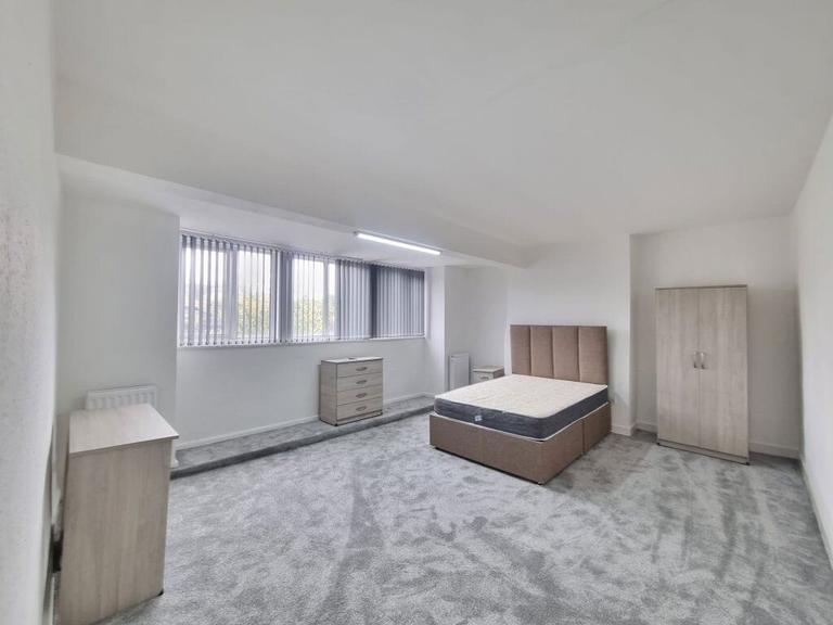 Braunstone Gate, Westcotes, Leicester, LE3 5LH