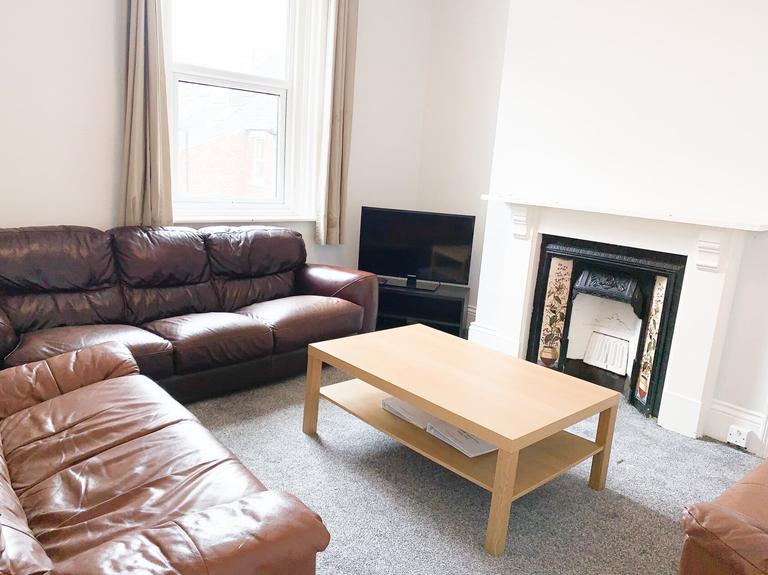 4 bedroom apartment for rent Heaton Park Road, Newcastle, NE6 5NR