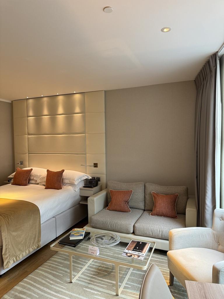Lower Thames St, Tower Hill, London, EC3R 6AG