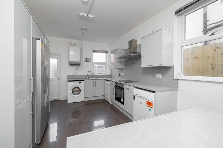 5 bedroom house for rent Bagot Street Wavertree, Liverpool, L15 2HA