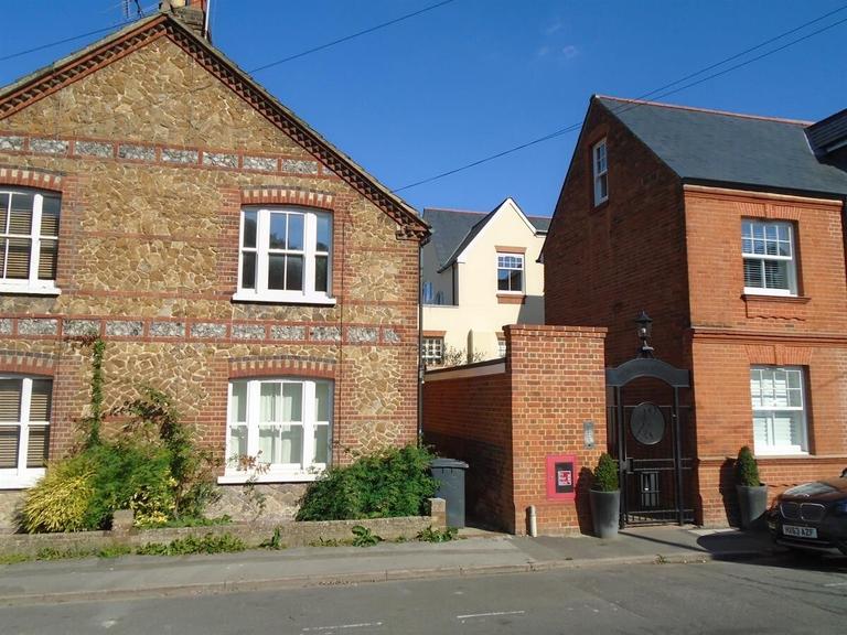 Millmead Terrace, Guildford, Surrey, GU2 4AT