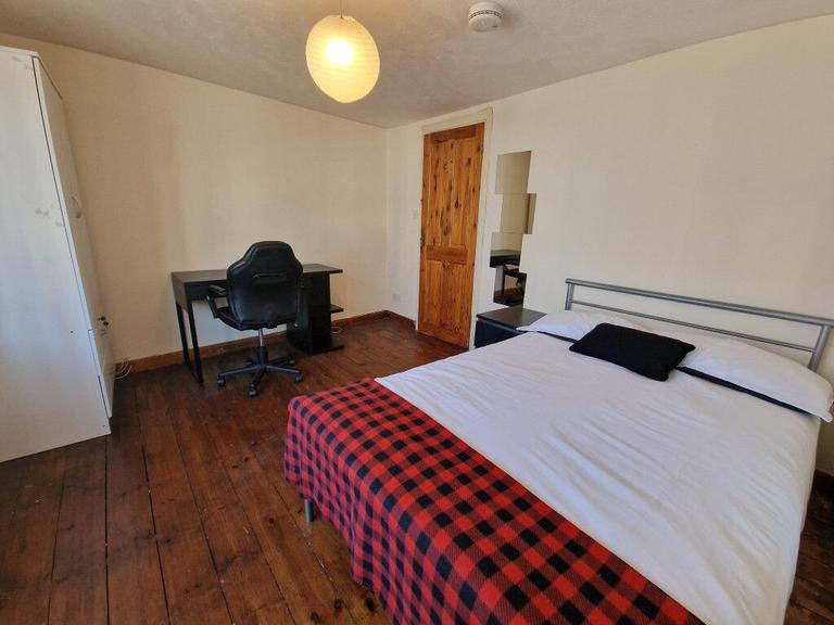 Viaduct Road East Sussex, City Centre, Brighton, BN1 4NB