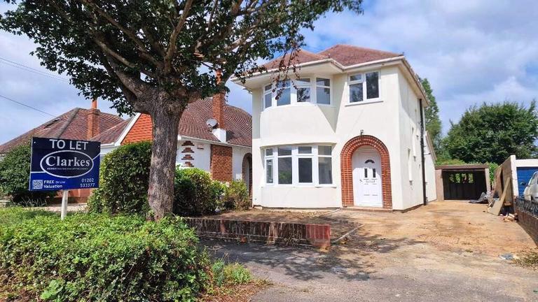 Saxonhurst Road Northbourne, Ensbury Park, Bournemouth, BH10 6JL
