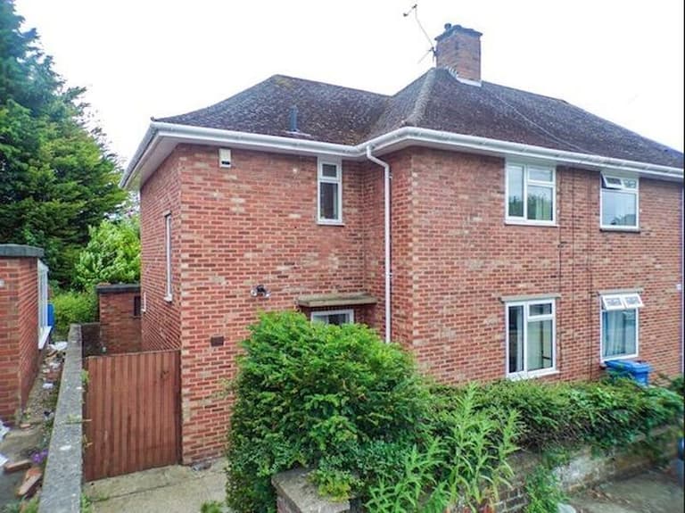 Robson Road, North & West Earlham, Norwich, NR5 8NY