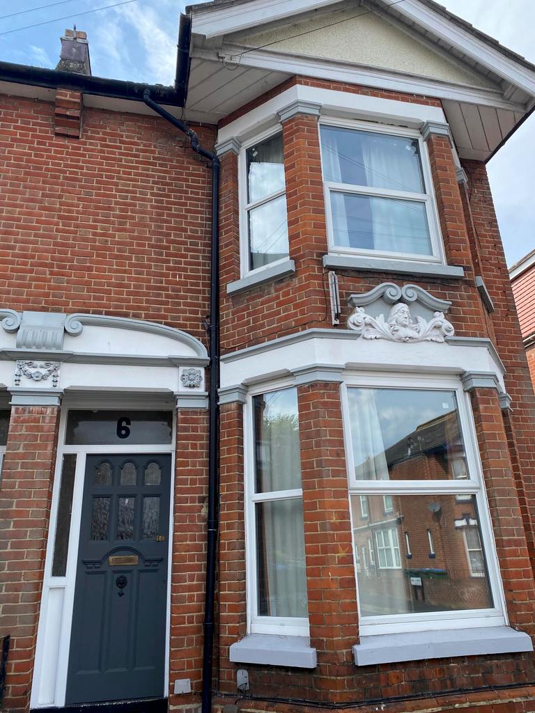 5 bedroom house for rent Kenilworth Road, Southampton, SO15 2GB UniHomes