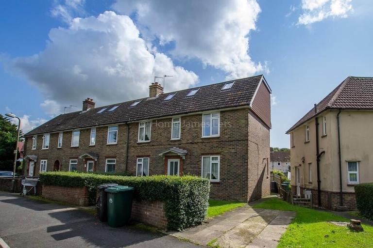 Barcombe Road, Moulsecoomb, Brighton, BN1 9JR