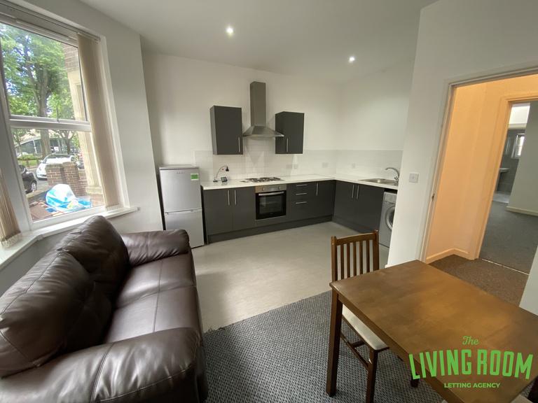 Llanbleddian Gardens, Cathays, Cardiff, CF24 4AT