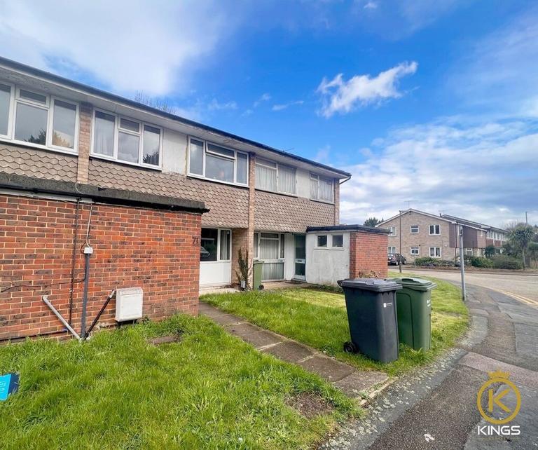 Guildford Park Avenue, Guildford, Surrey, GU2 7NH