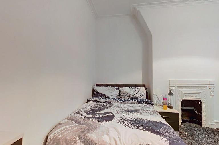 4 bedroom house for rent Crawford Avenue, Liverpool, L18 1DP UniHomes