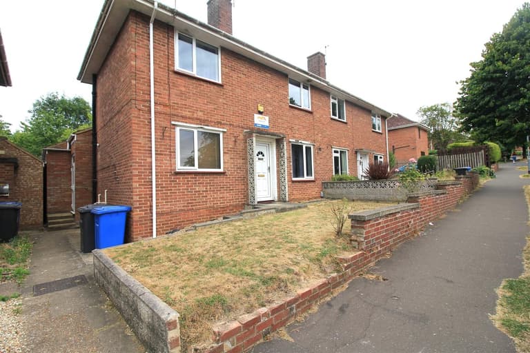 Friends Road, North & West Earlham, Norwich, NR5 8HR