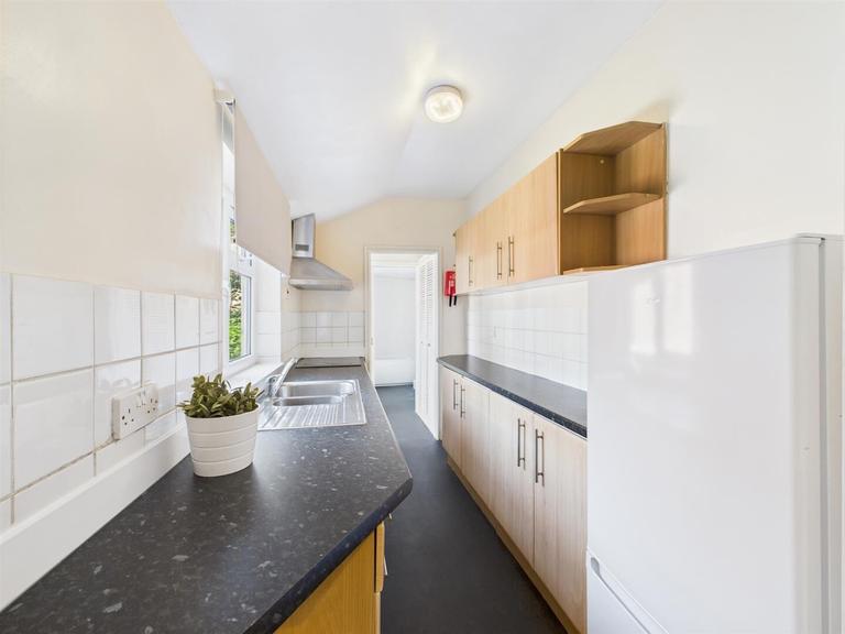 Albert Street, City Centre, Loughborough, LE11 2DW