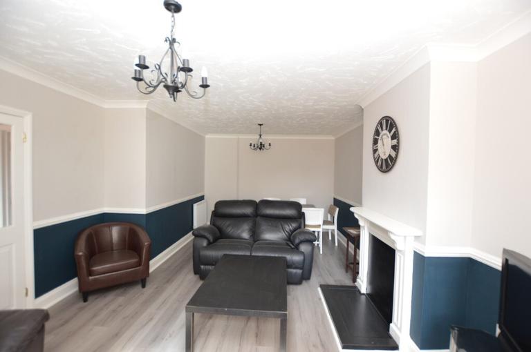 Cunningham Road, North & West Earlham, Norwich, NR5 8HQ