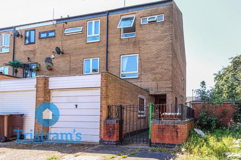 4 bedroom house for rent Osman Close, Nottingham, NG2 1PJ UniHomes