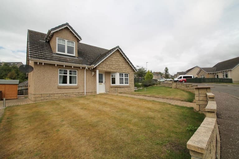 Ballumbie Drive, Stobswell, Dundee, DD4 0NP Ballumbie Drive, Stobswell, Dundee, DD4 0NP