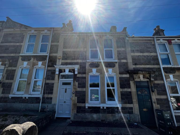Lymore Avenue, Oldfield Park, Bath, BA2 1BA