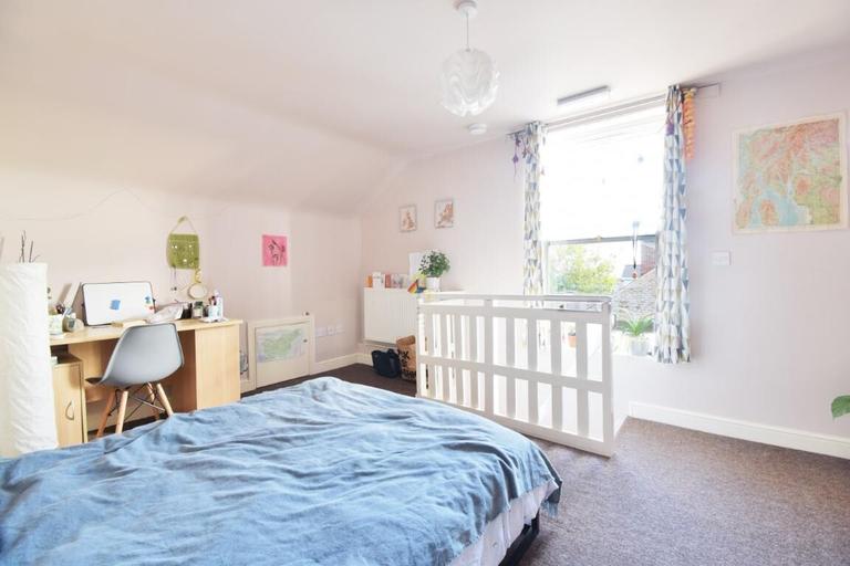 Pisgah House Road, Broomhill, Sheffield, S10 5BJ