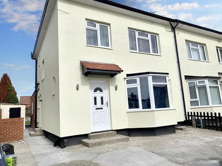 Hogarth Walk, Horfield, Bristol, BS7 9XS Hogarth Walk, Horfield, Bristol, BS7 9XS