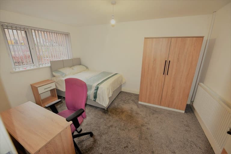 Kendall Lane Bed), City Centre, Leeds, LS3 1AS